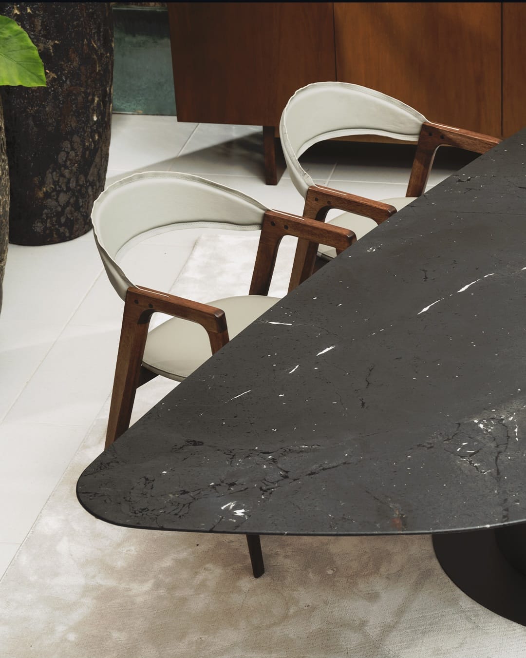 Mesa de jantar em quartzito Khouros.